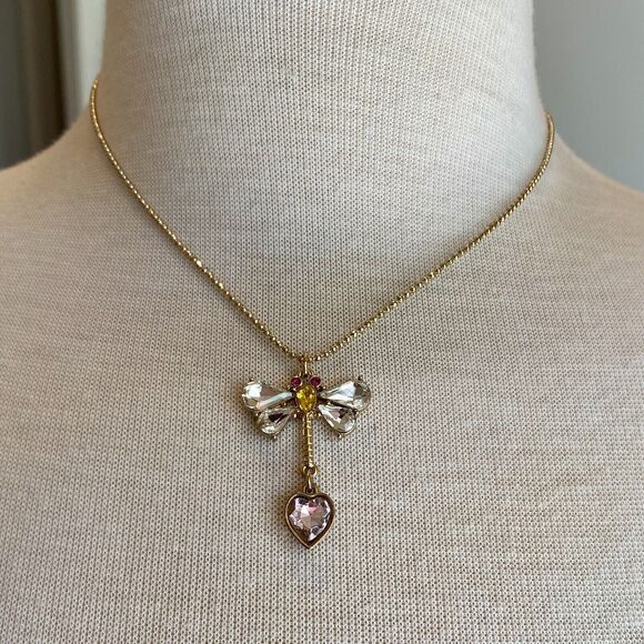 Betsey Johnson Dragonfly Gold Tone Glass Stones Necklace NWT - Picture 3 of 7